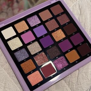 Anastasia Beverly Hills Purple and Gold Eyeshadow Palette